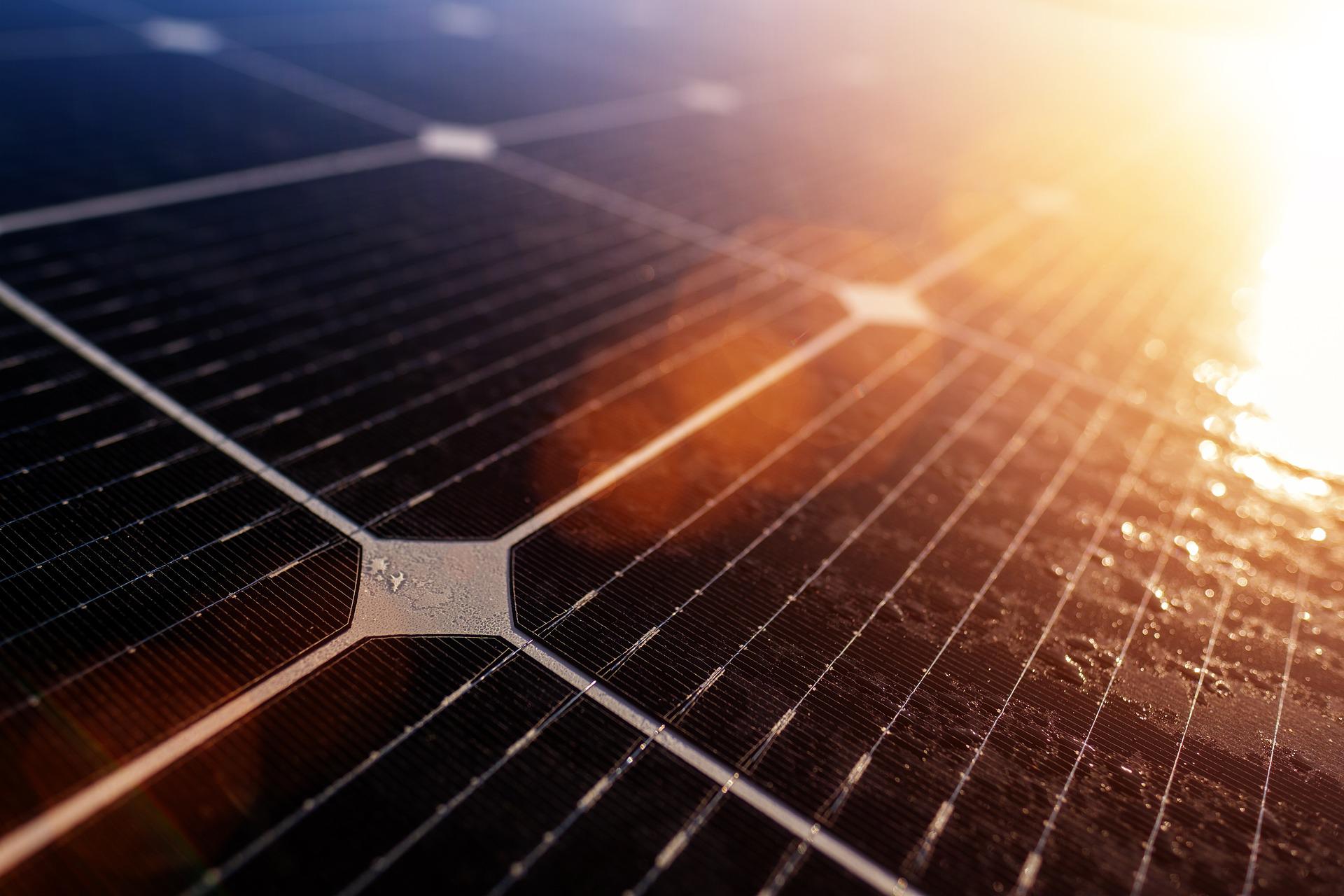 panneaux solaires panneaux solaires